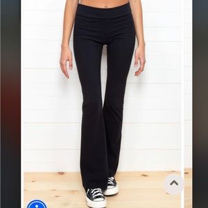 Brandy Melville Yoga/Legging Pants